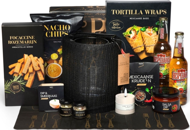 Kerstpakket Borrel bij sfeerlicht